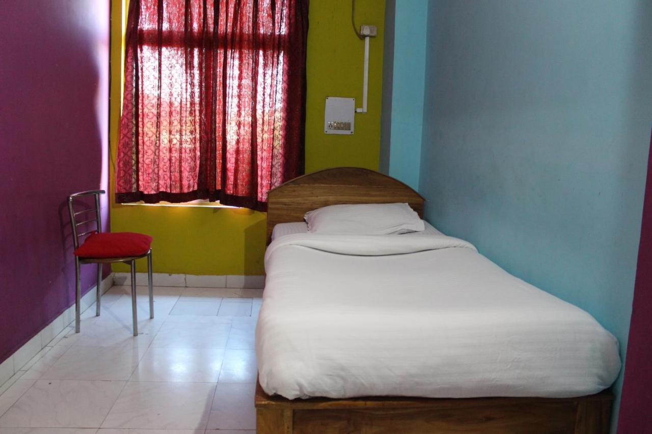 Hotel LG Towers Guwahati Exterior foto